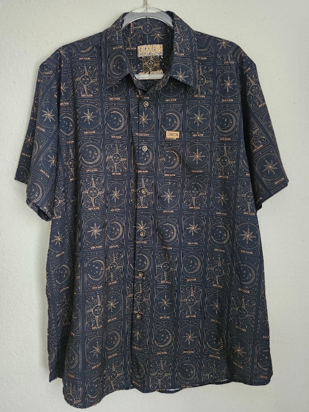 DIXXON Flannel Co. The Card Party Pocket Camp Shirt L Mystical Celestial Tarot